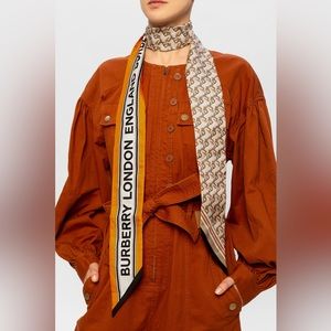 🦄🦄🦄 BURBERRY LONDON Unicorn Print Skinny Scarf 🦄🦄🦄